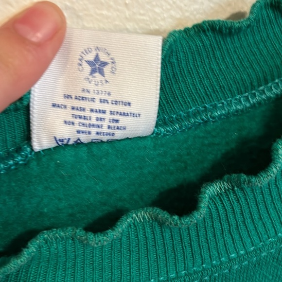 Vintage Christmas Bear Jumper Sweatshirt - Picture 5 of 7